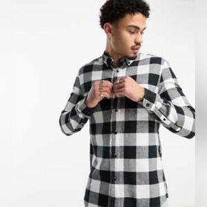 ASOS DESIGN black and white check button-up flannel shirt Men Large